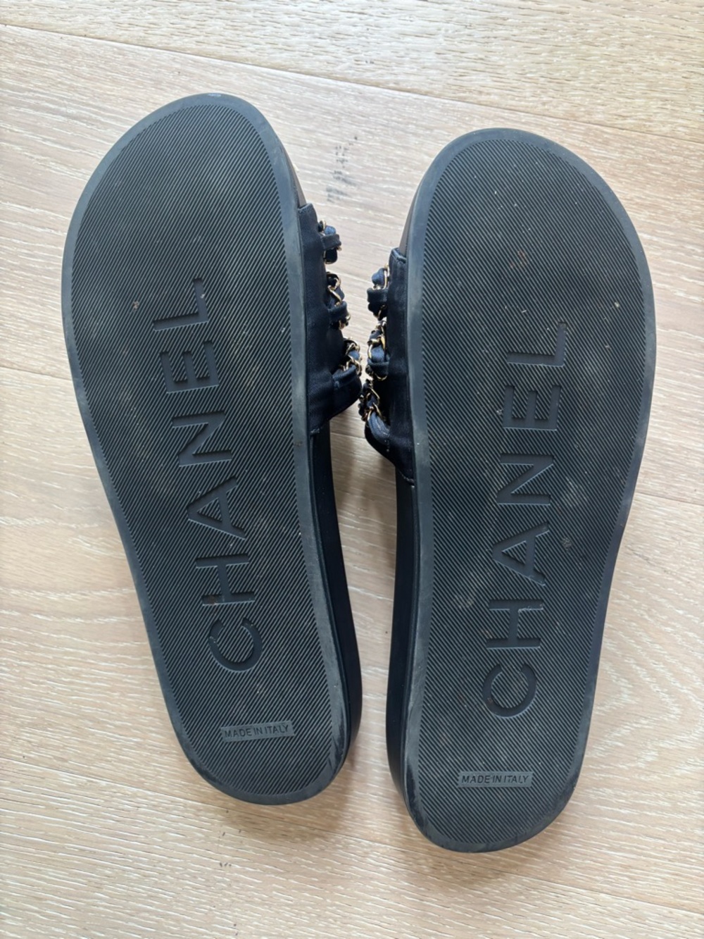 CHANEL Navy Sandal w/ Gold Chain Hardware - Picture 2 of 8